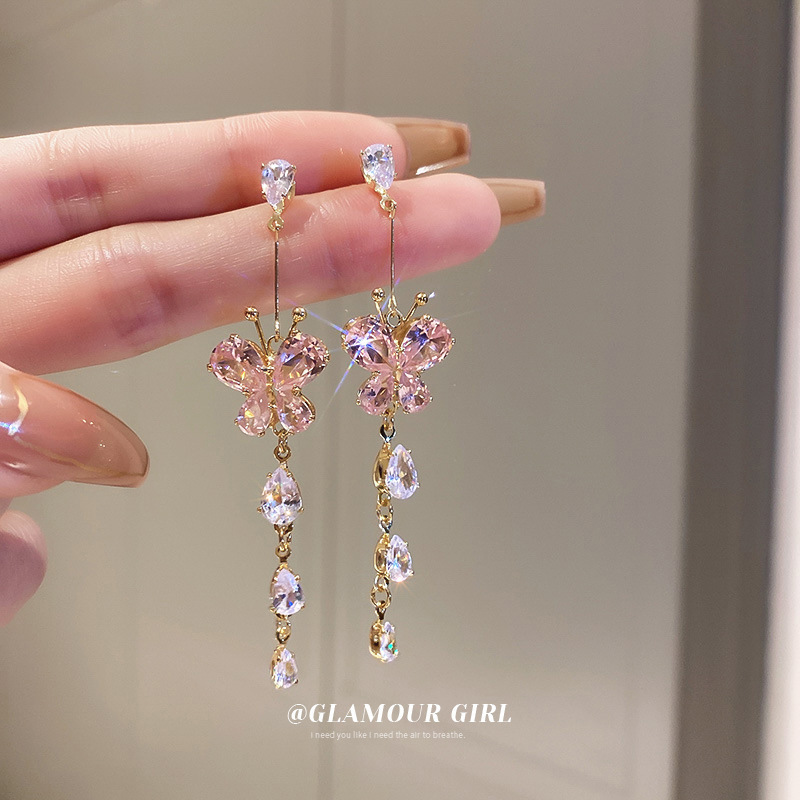 Agujas de plata transfronterizas flores de zircón aretes de bordillo estilo de moda pernos de auriculares lujosos de alto nivel de diseño de auriculares nicho