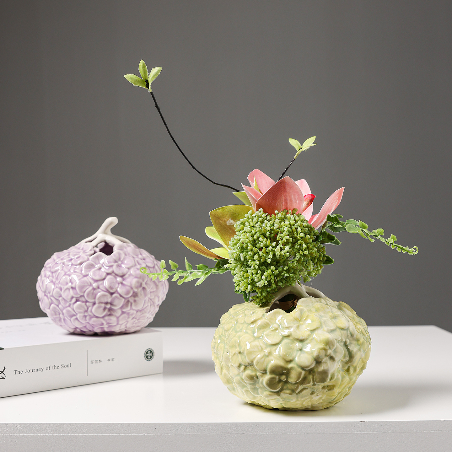 法式浮雕绣球花瓶陶瓷摆件小清新客厅酒柜桌面插干花装饰水培花器