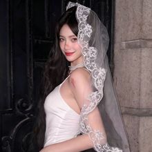 白色婚纱超仙头纱蕾丝新娘花边头饰结婚拍照道具复古高级万圣节