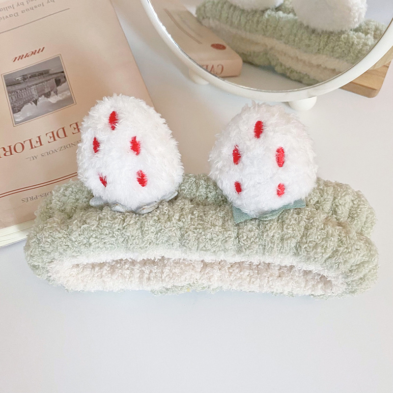 Linda fresa cara lavado diadema femenina felpa diadema Internet celebridad 2022 nuevo estilo banda de pelo estilo coreano tocado accesorios de pelo de invierno