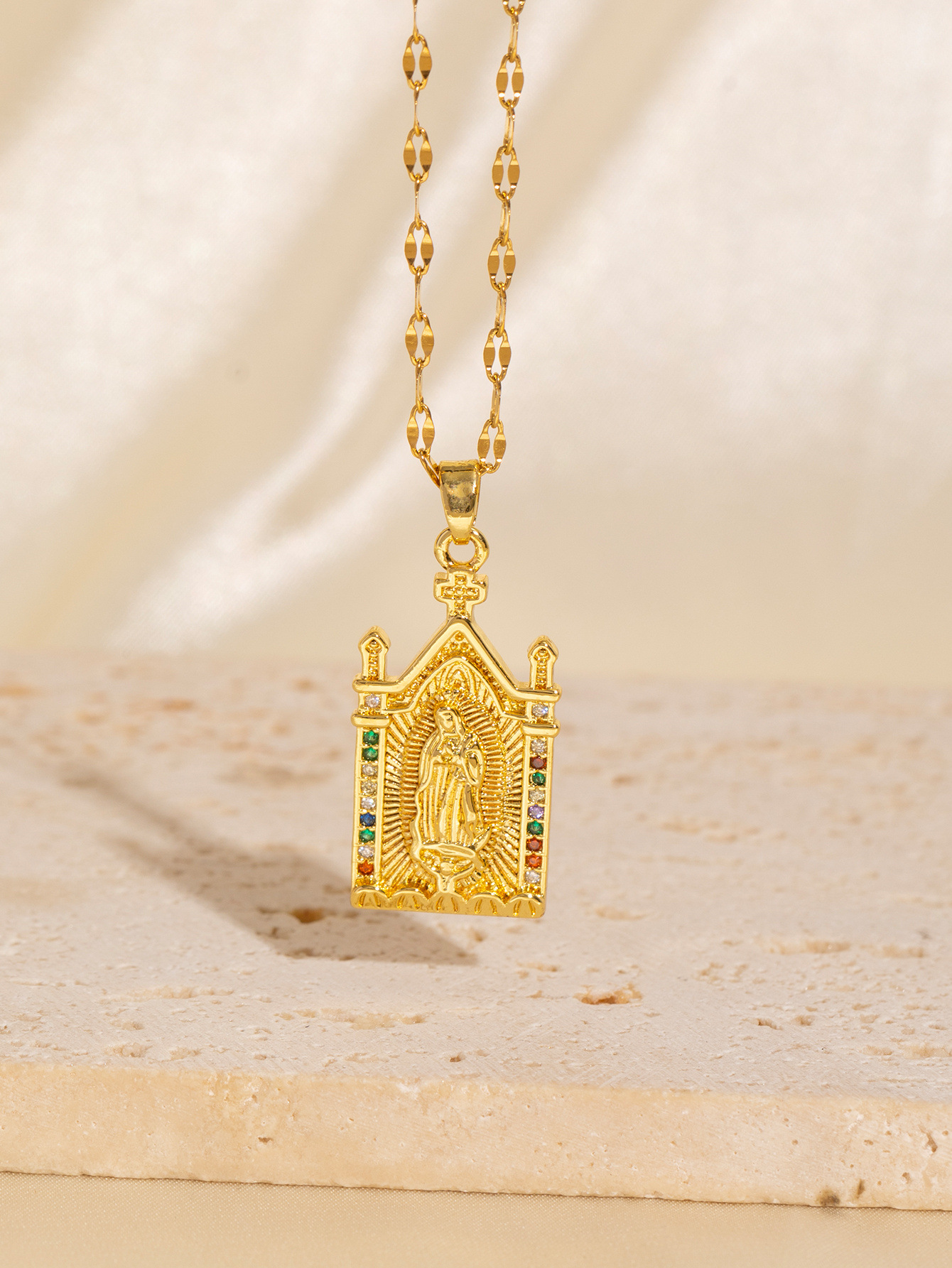 Women's Gender Copper Plating Virgin Mary Zircon Pendant Necklace