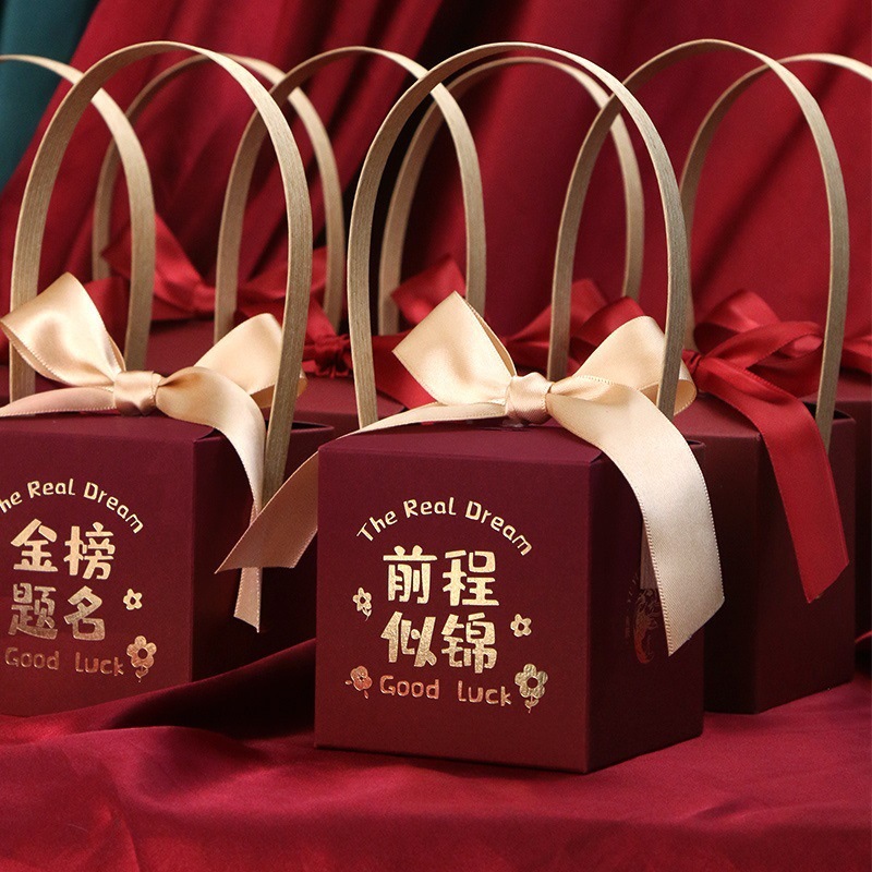 Título de la lista de oro Candy Little Sense Gift Bag Caja de regalo Caja vacía Caja de dulces para la escuela superior 2024 Nueva caja Banquete de graduación