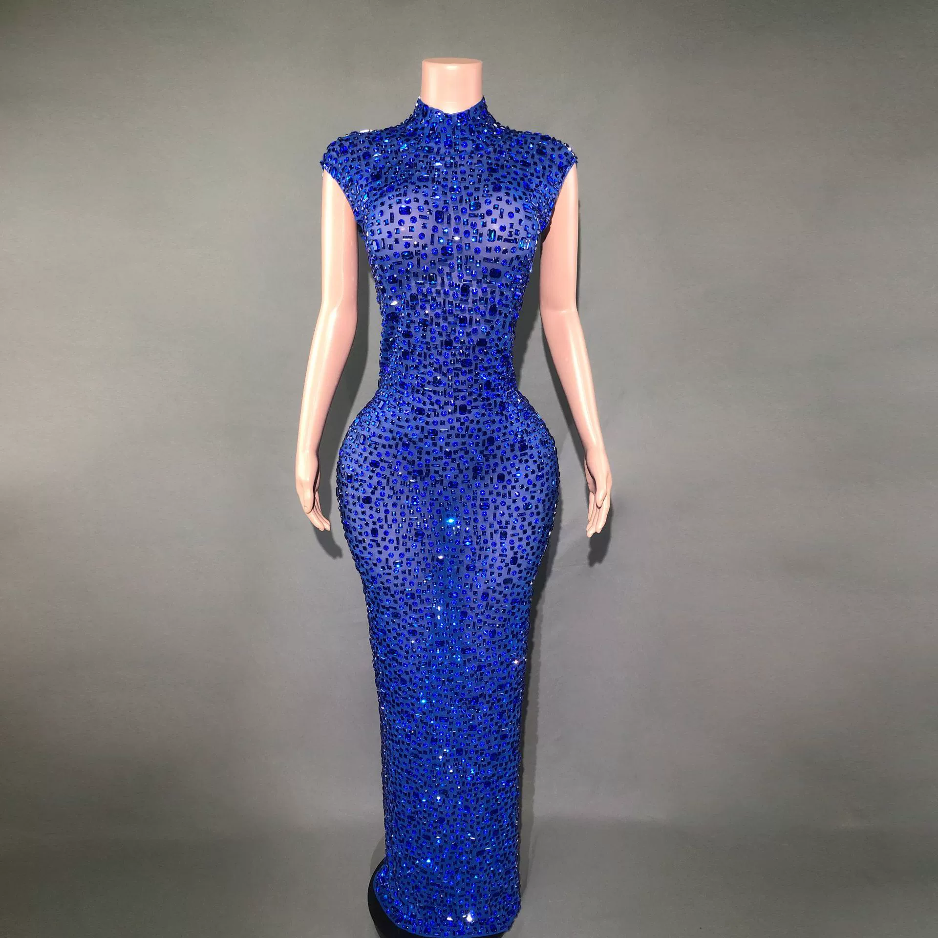 Принимающая Производительность Сексуальная обтягивающая элегантная Европейская и американская полная Алмазная горная хрусталь блестящая тяжелая работа на молнии Вечернее платье без рукавов