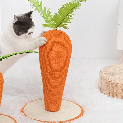 垂直スクラッチボード猫耐久性のあるサイザル麻退屈解消猫のおもちゃニンジン猫スクラッチポスト立体耐摩耗性四季猫のおもちゃ|undefined