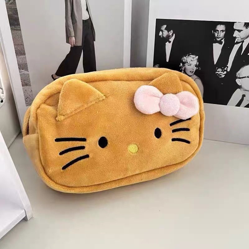 日系三丽鸥Kitty猫笔袋学生卡通大容量收纳高颜值可爱毛绒化妆包|undefined