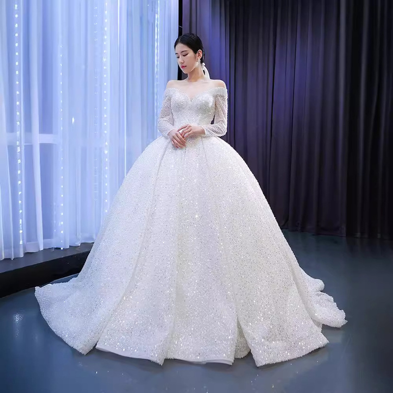 Cross-Border Foreign Trade French-Style Wedding Dress for Brides 2026 New Model Heavy Beaded Embroidery Off-Shoulder Long Sleeve Vintage Main Gown with Long Train Cross-Border Foreign Trade French-Style Wedding Dress for Brides 2026 New Model Heavy Beaded Embroidery Off-Shoulder Long Sleeve Vintage Main Gown with Long Train