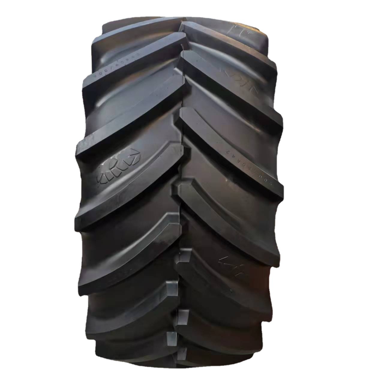 现货580/70R26 900/60R42全钢丝710/70R38 800/65r42农用真空轮胎