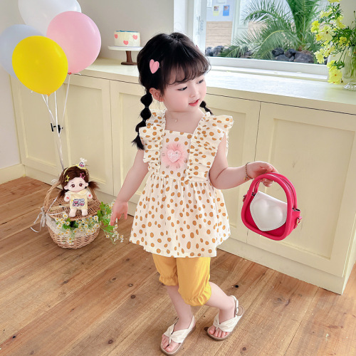 Summer 2024 Girls' Fly Sleeve Polka Dot Print Set for Baby Girls: Fashion Short-Sleeve Top + Shorts Two-Piece Set
