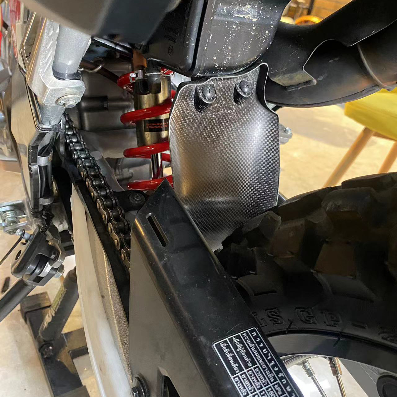 Off-Road Motorcycle Modification Parts Carbon Fiber Rear Fender Suitable for Honda Crf300L