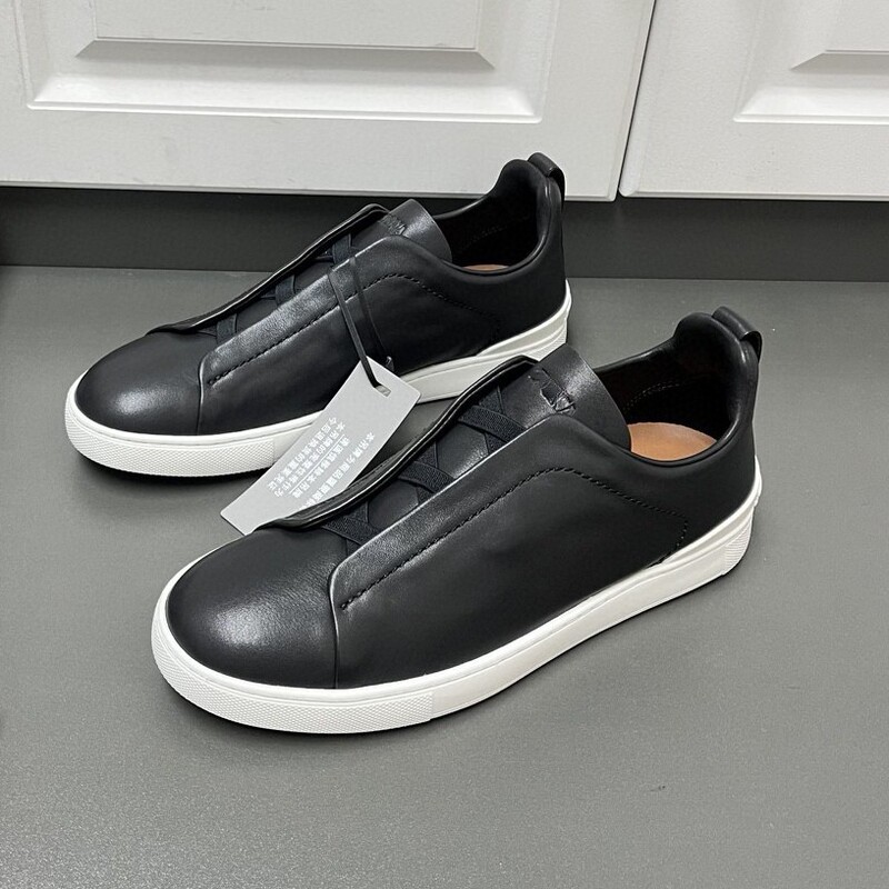 New Jania Foreign Trade European Men's Shoes Leather Casual High-end Board Shoes Loose White Shoes Slip-on Lazy