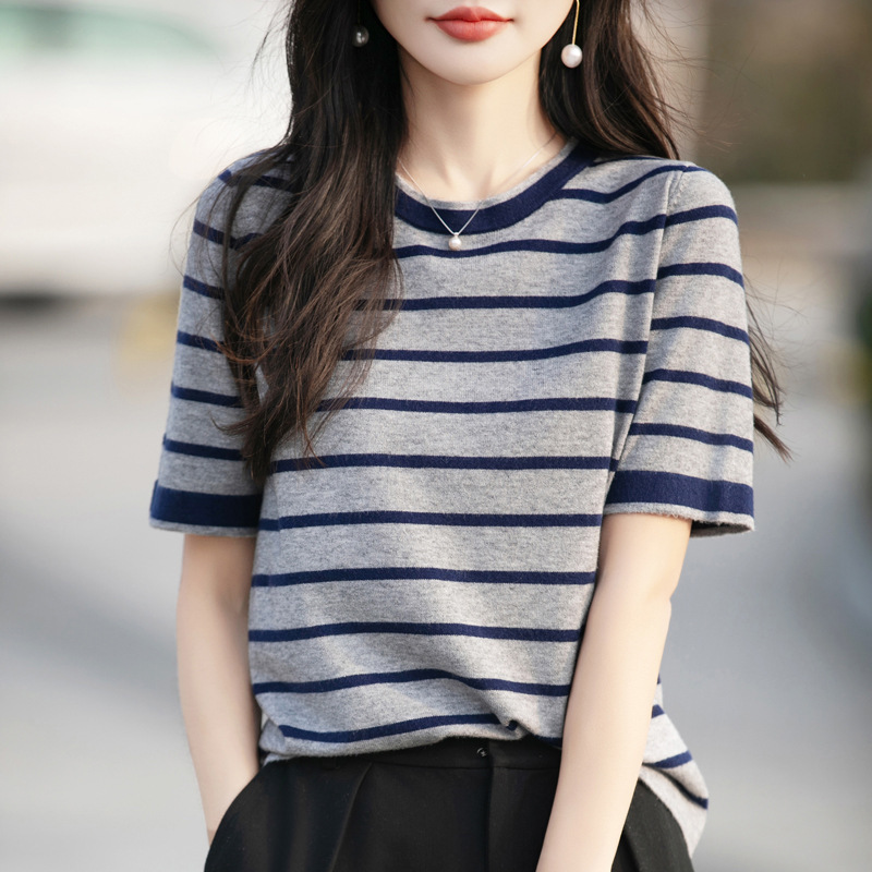 25 Spring and Summer New 100 Cotton Elegant Light Luxury Lazy Thin Pullover T-shirt Crewneck Sweater Women's Striped Top