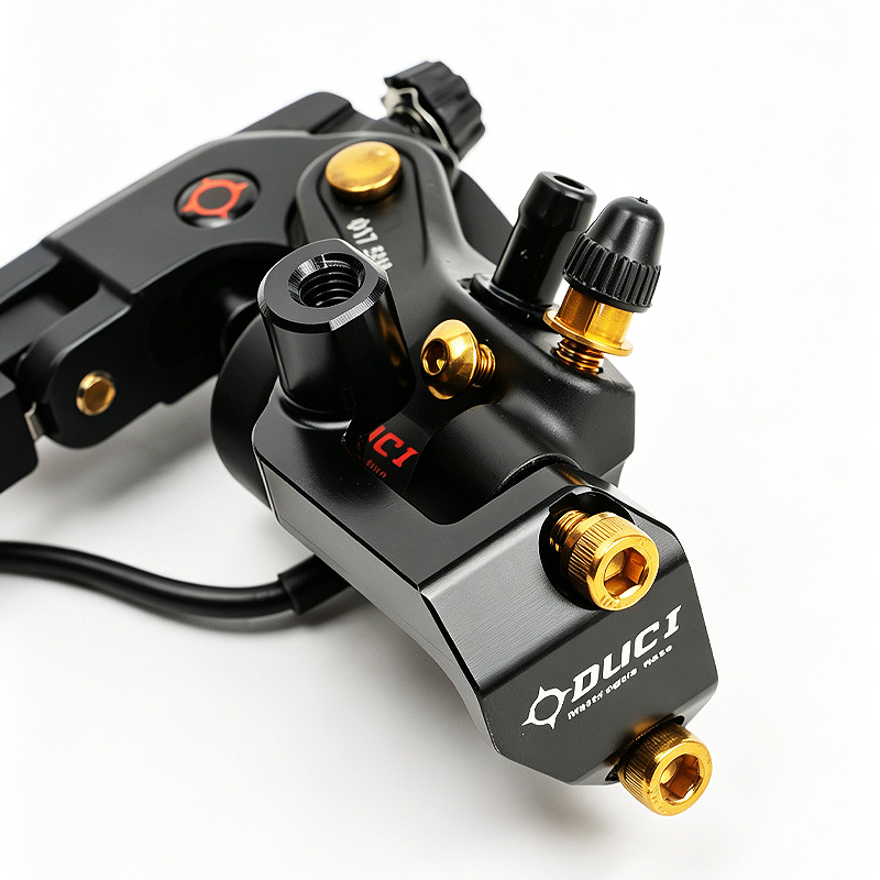 Suitable for Ninebot pump mirror mounts, allowing for direct installation without cutting the shell; compatible with Brembo RCS/F130/GT02 mirror mounts