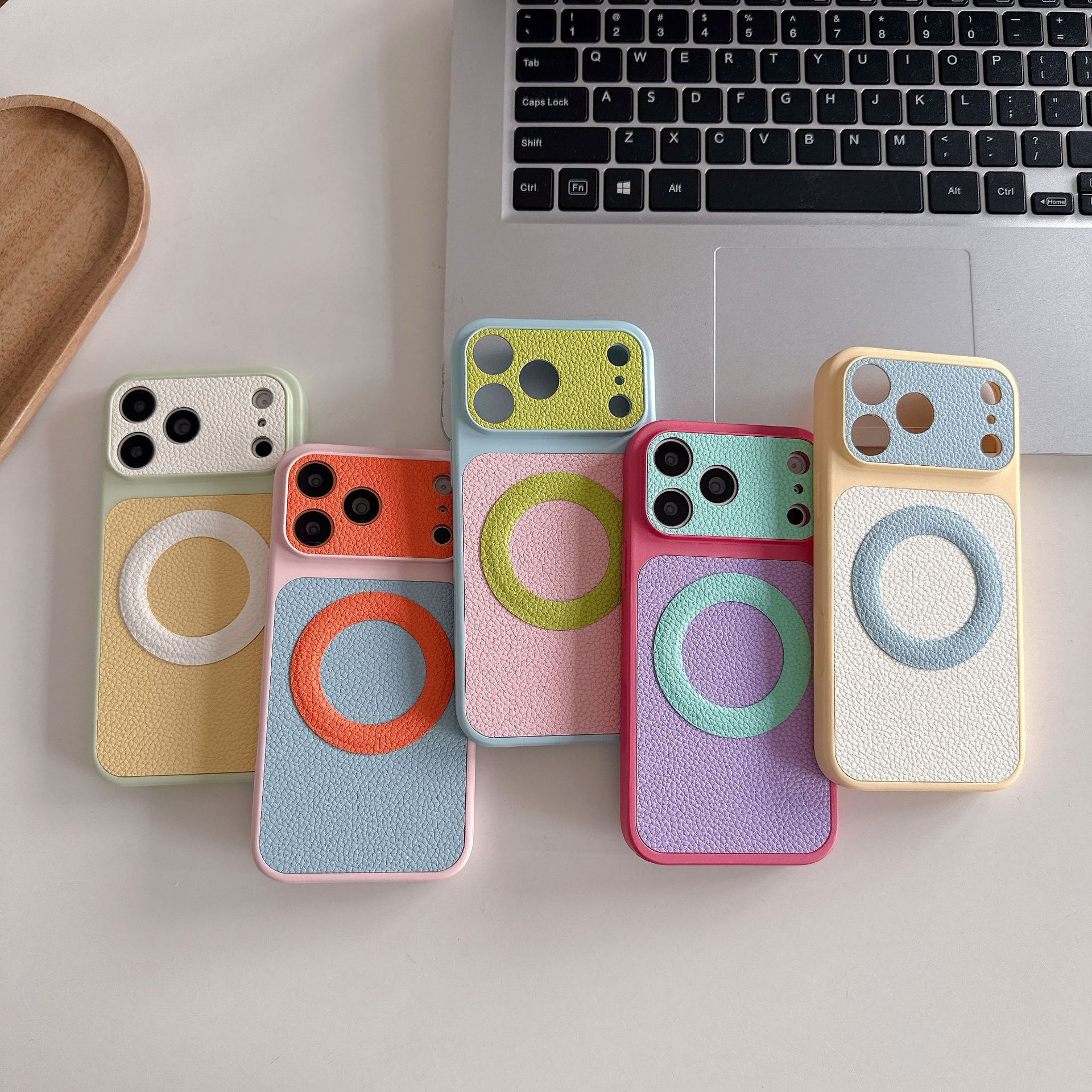 Funda Protectora para iPhone 17 Pro Max y 16 de PC, Resistente a Caídas y Antidesgaste image 3
