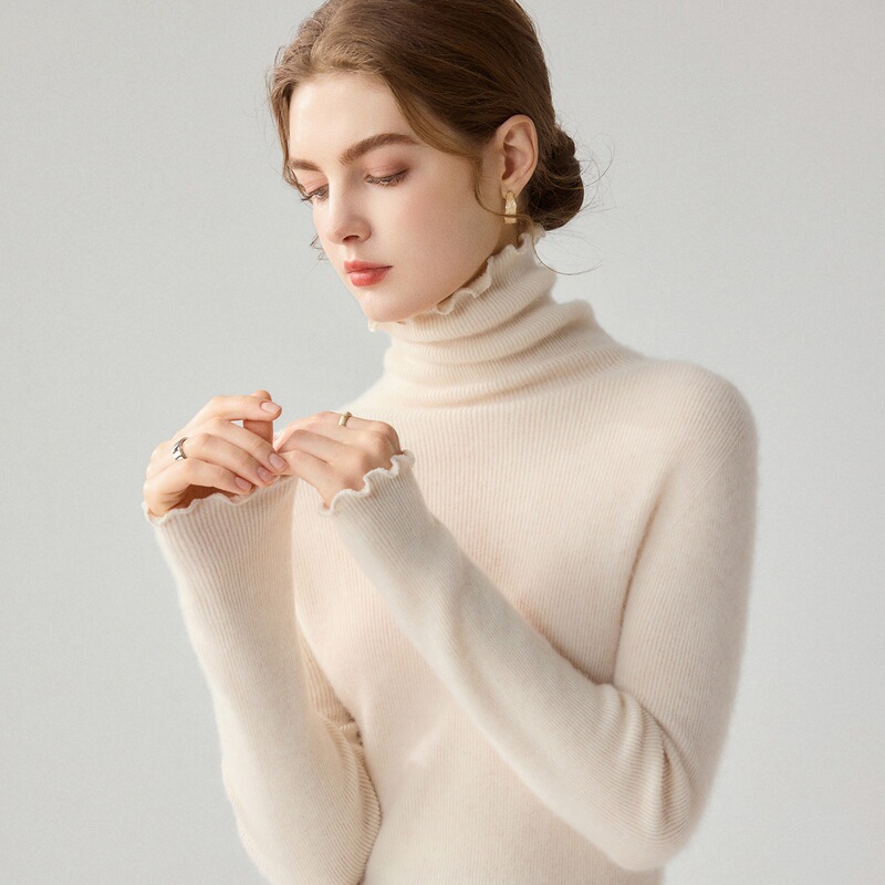 Autumn and winter lace high-neck knitted sweater, women's long-sleeved base layer, solid color, gentle style, slim-fit, close-fitting inner top Autumn and winter lace high-neck knitted sweater, women's long-sleeved base layer, solid color, gentle style, slim-fit, close-fitting inner top