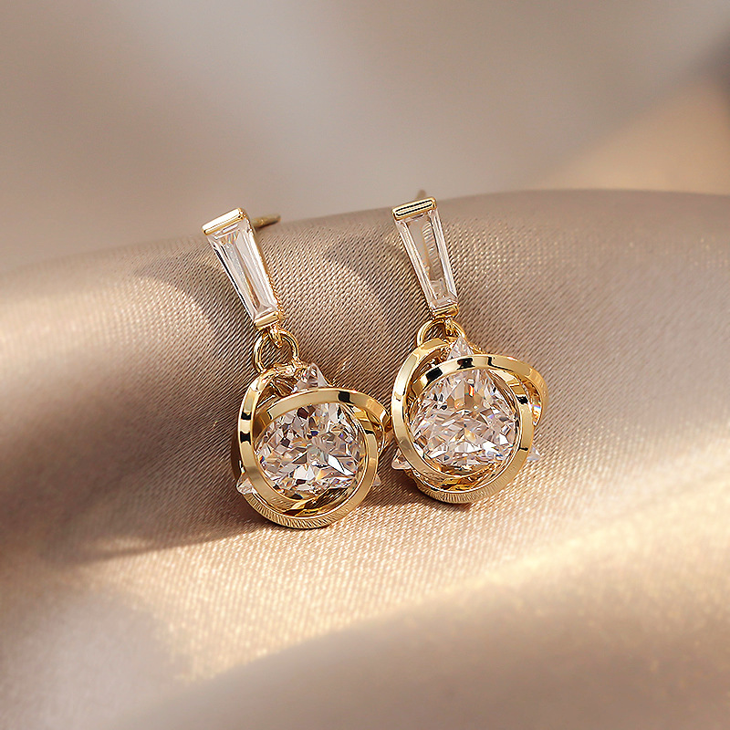 Nihaojewelry Retro Geometric Zircon Drop Earrings Wholesale Jewelry display picture 2