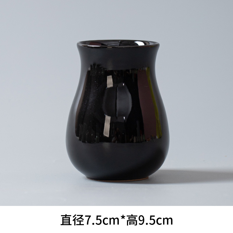 광택이 나는 홍차 다도 항아리