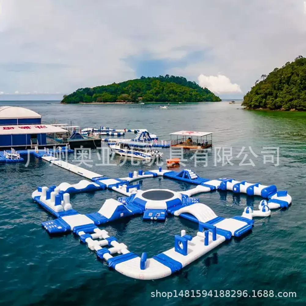 大型海上漂浮乐园景区度假移动充气水上冲关组合游乐设备玩具厂家