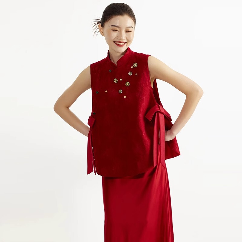 New Chinese-Style Morning Gown for Brides 2026 New High-End National Style Red Toast Dress for Women Engagement and Marriage Registration Cheongsam Set New Chinese-Style Morning Gown for Brides 2026 New High-End National Style Red Toast Dress for Women Engagement and Marriage Registration Cheongsam Set