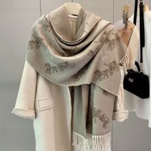 羊绒围巾女冬季加厚黑灰羊绒围巾百搭欧版女披肩秋冬浅灰围巾批发