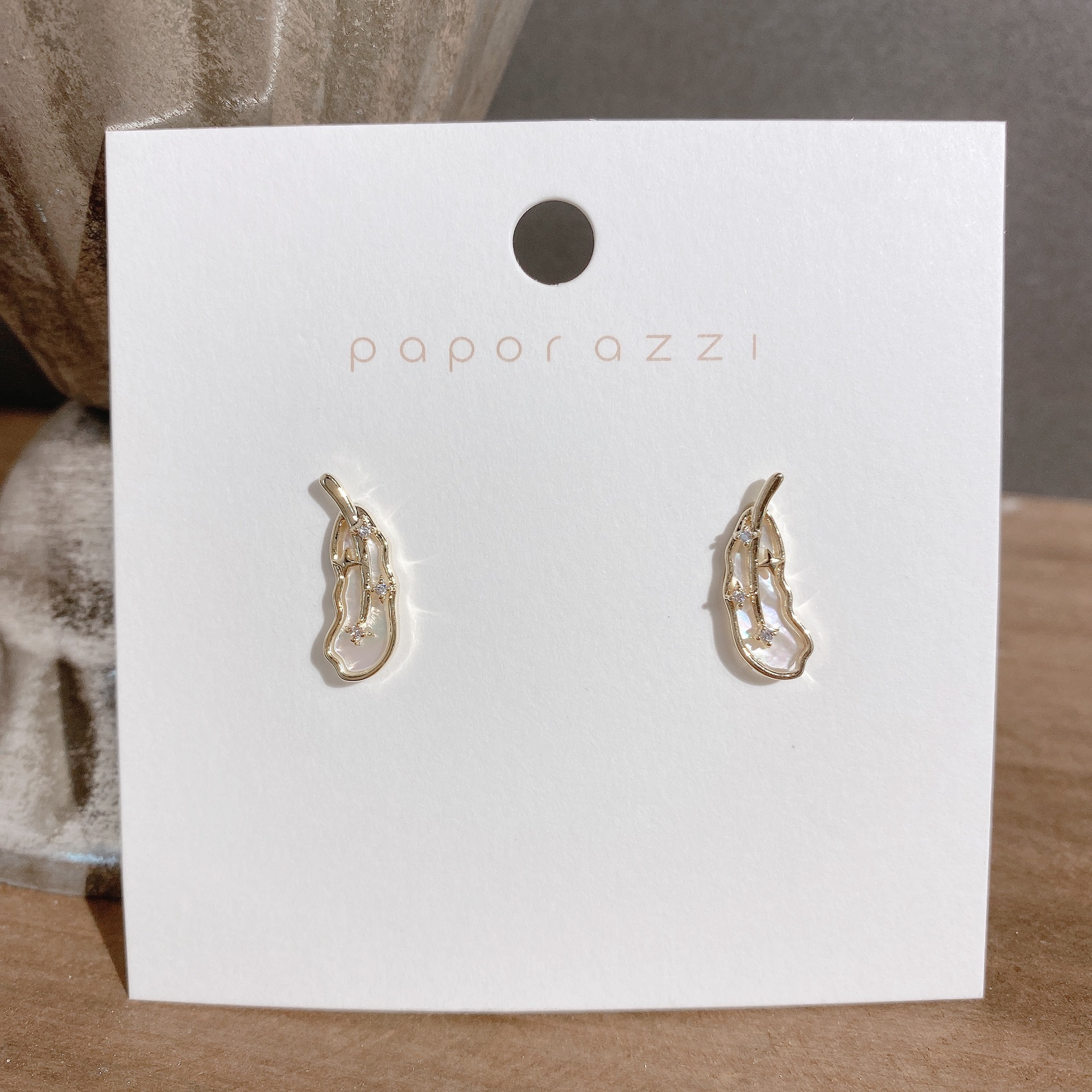 S925 silver needle shell leaf earrings small and simple earrings Japanese and Korean earrings