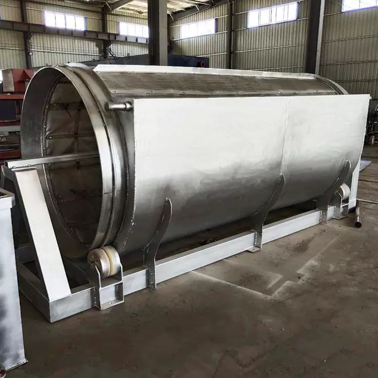 Самоочищающаяся сетчатая трубчатая решетка барабанного типа с хорошей эффективностью очистки. Внутренний микропроходной фильтр из нержавеющей стали для подачи воды.