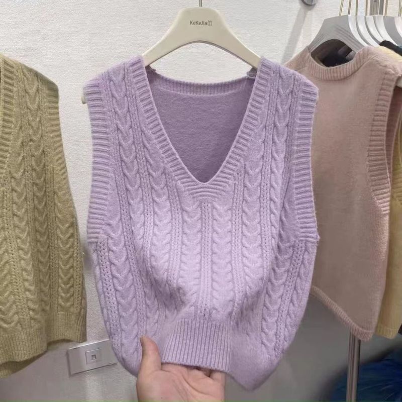 V-Neck Knitted Vest Early Spring Sleeveless Loose Vest Short Sweater Twist Women's Shirt Waistcoat Top Factory