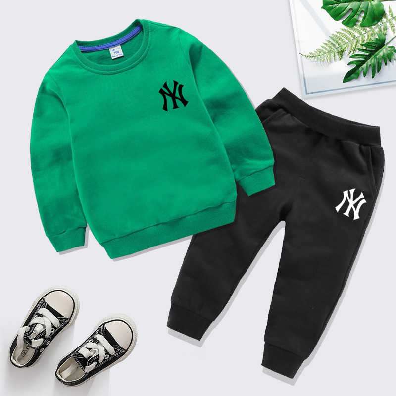 绿色上黑下小NY卫衣套装