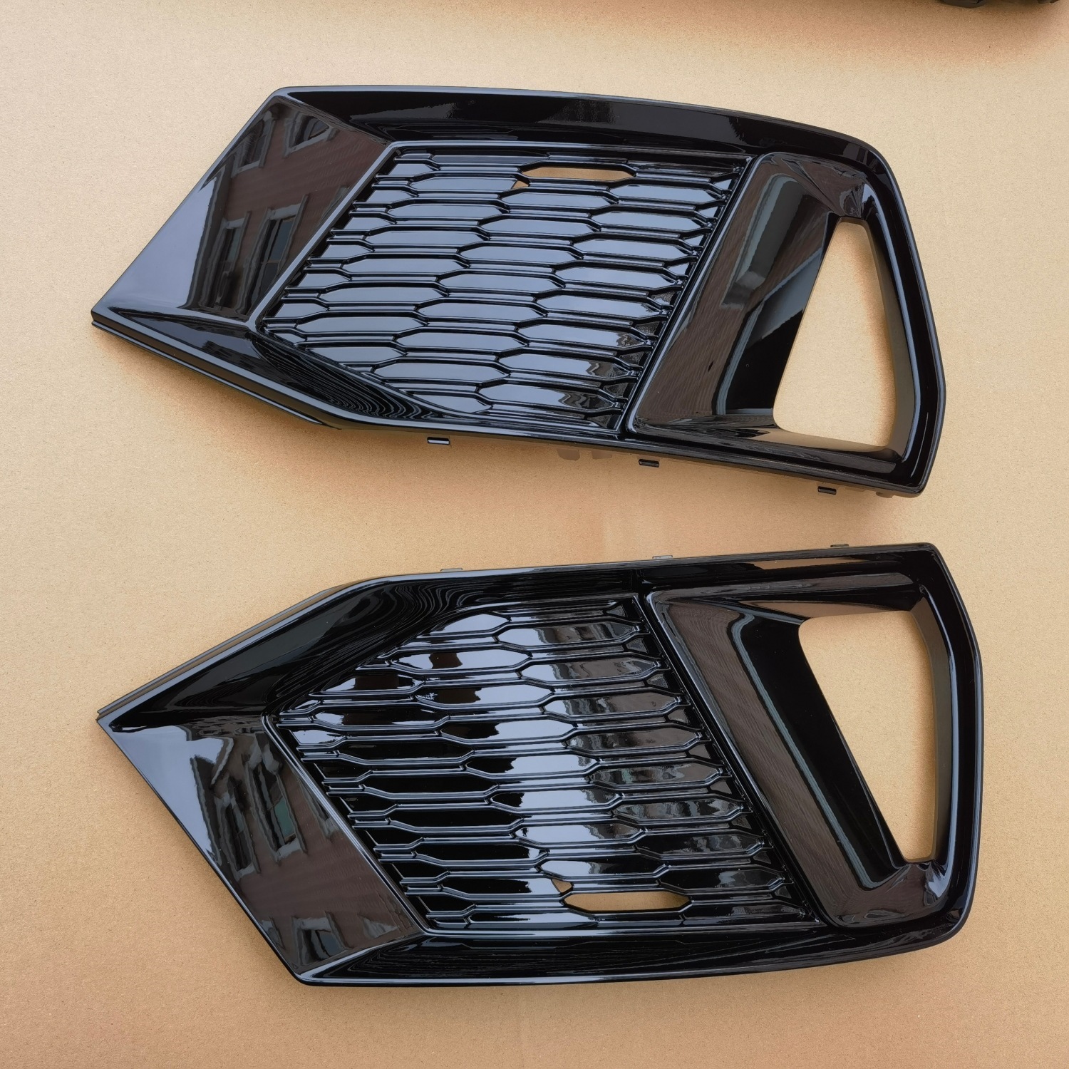 19-26 models suitable for Audi A7/A7l upgrade and modification: fog light frame, wind deflector, fender trim, front grille, and honeycomb design