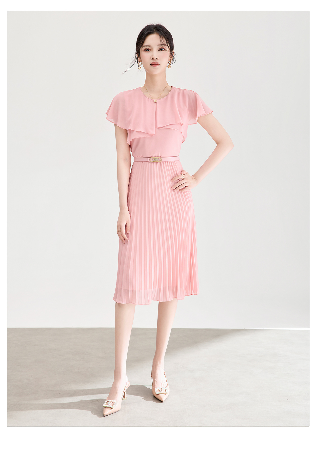 Đầm maxi nữ thắt eo chất liệu chiffon phối lá sen xếp ly — màu đen chi tiết 11