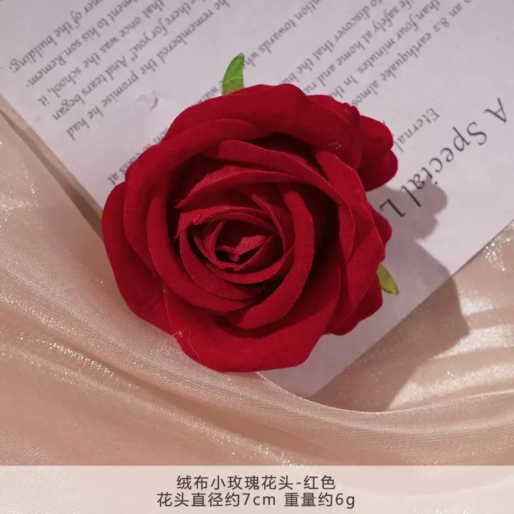 Rosa de Terciopelo Artificial de Seda Alta Simulación para Escenas de Bodas y Arcos