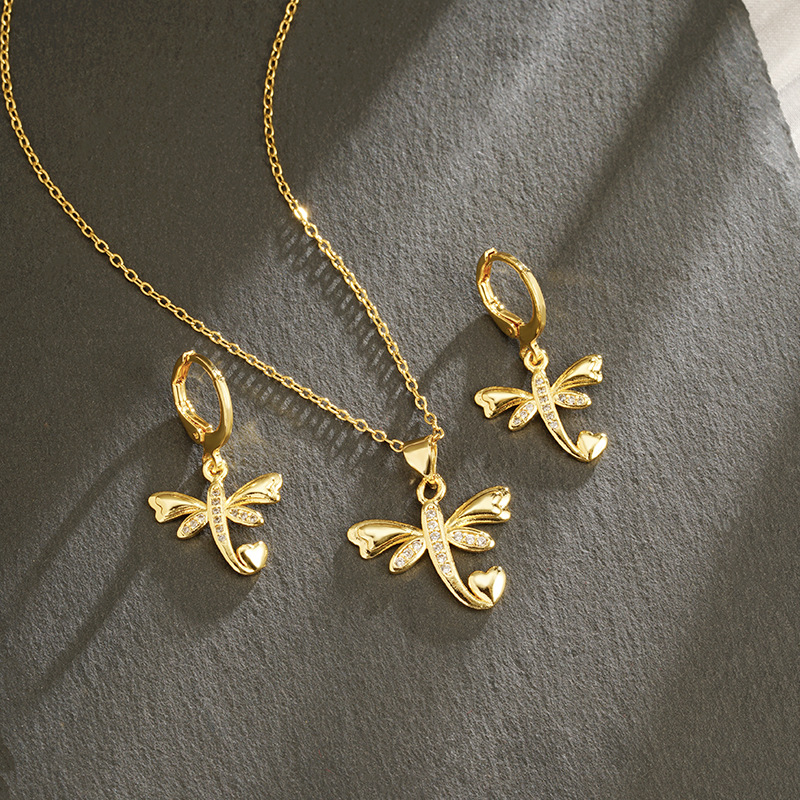 Nuevo collar de oro de arena vietnamita, libélula de circonio con incrustaciones de estilo europeo y americano, pendientes de lujo ligeros, joyería de cobre femenino chapado en oro durante mucho tiempo que no se desvanece