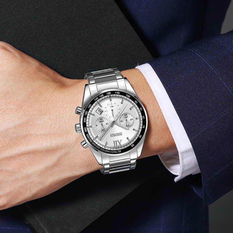 Reloj de negocios para hombres tres ojos seis agujas reloj de cuarzo multifuncional nocturna impermeable mayorista transfronterizo spot