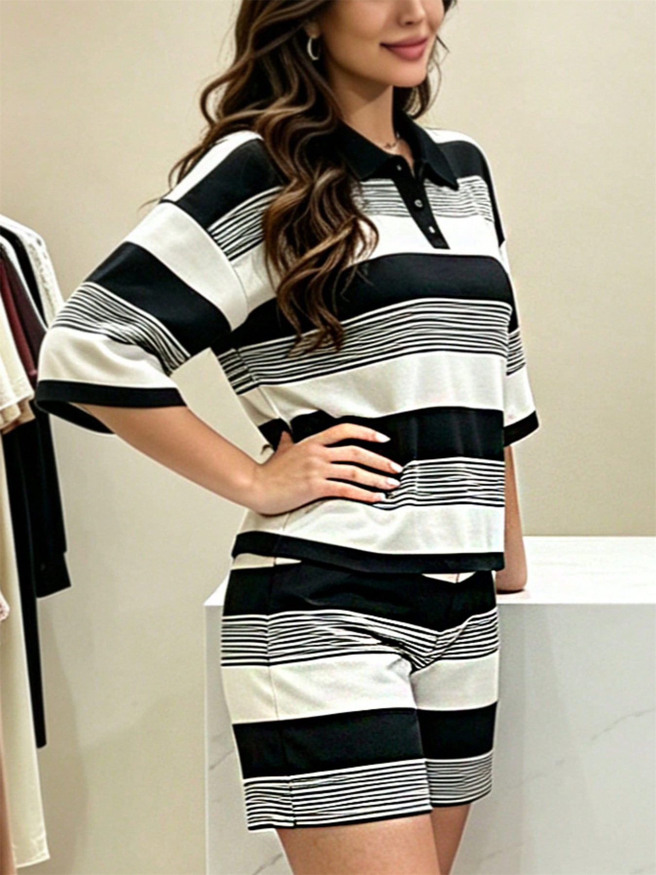 Women's Color Blocked Striped Polo Collar Short Sleeve T-Shirt And Shorts Set Casual Spring/Summer Hot Sale_ecoleips.com