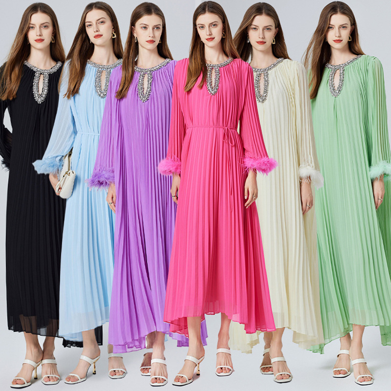 Autumn 2024 New French Niche Temperament Diamond-studded Stud Beads Feather Stitching Organ Pleated Loose Dress dress