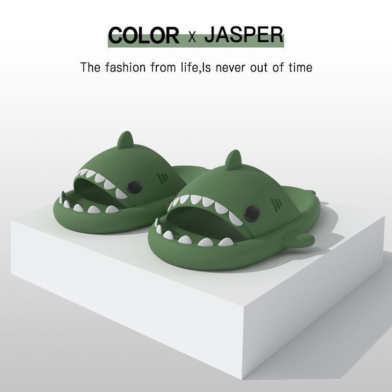 Dark green couple