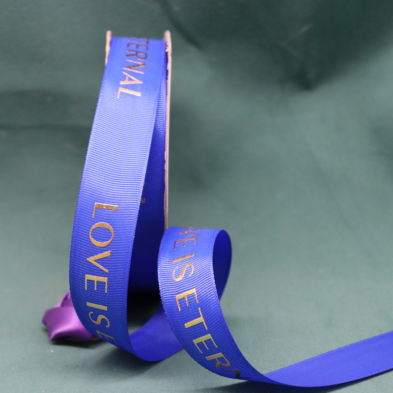 Cinta acanalada personalizada de 2.5 cm con estampado dorado de "love" para embalaje de bodas, envoltura de regalos, Navidad y Año Nuevo.