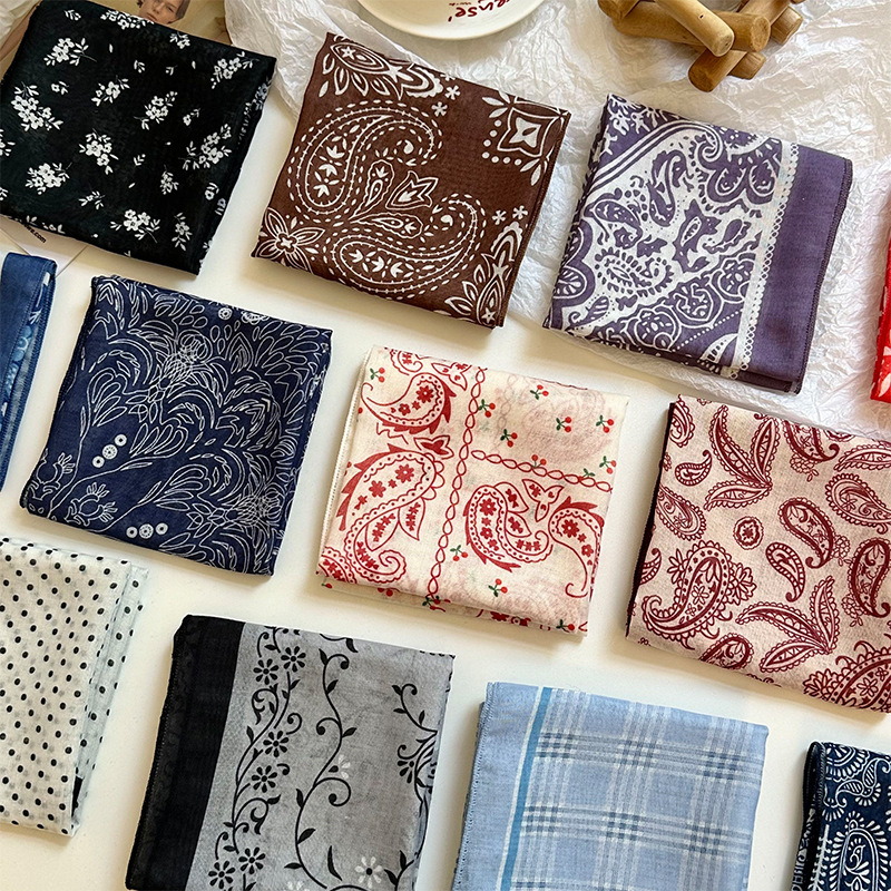 Algodón y lino pequeño bufandas de seda cuadrada mujer literatura coreana primavera y otoño versátil nuevo temperamento bufandas de pañuelo correa de cabello cintura bufandas