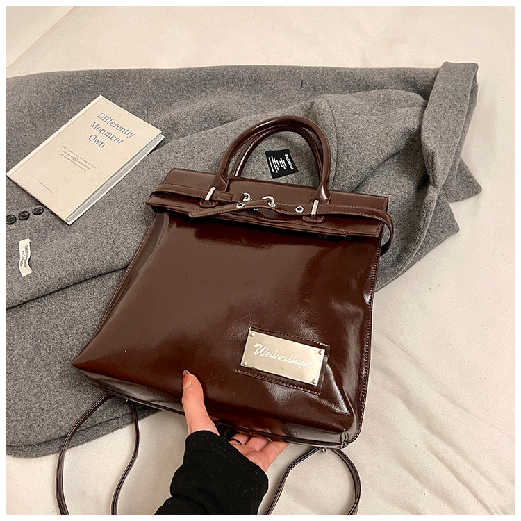 Comercio exterior transfronterizo al por mayor retro bolso de mano para mujeres 2025 nueva moda moda de viaje mochila ocio