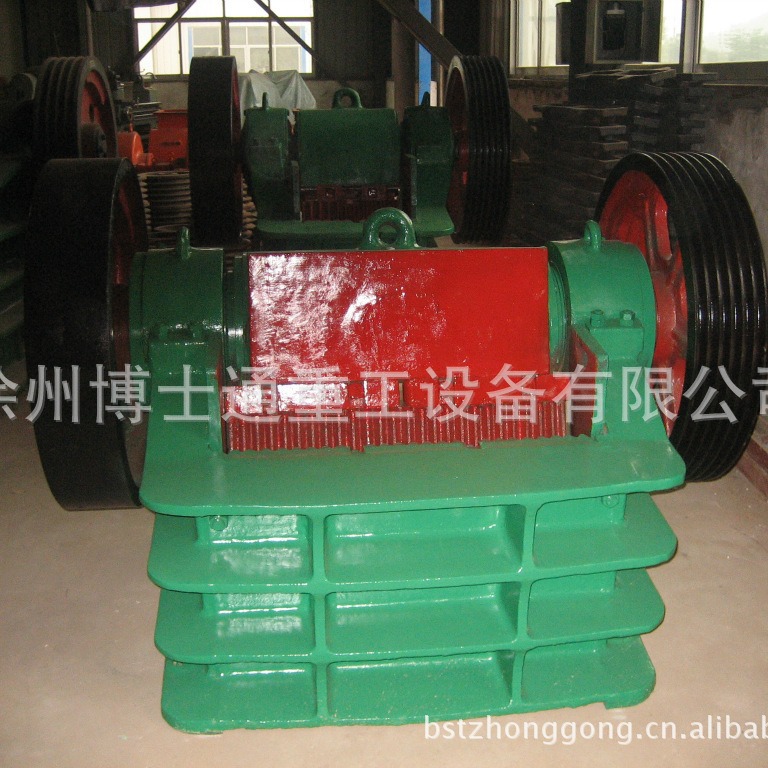 供应2500-5000吨水泥设备及配件，回转窑、球磨机、破碎机锤头等