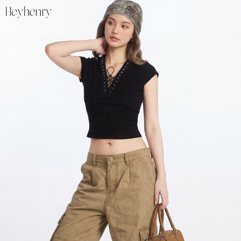 Heyhenry Spicy Girl V-Neck Tie Short-Sleeve T-Shirt for Women, Regular Shoulder, Summer 2026 Short Slim-Fit Korean Style Top Heyhenry Spicy Girl V-Neck Tie Short-Sleeve T-Shirt for Women, Regular Shoulder, Summer 2026 Short Slim-Fit Korean Style Top
