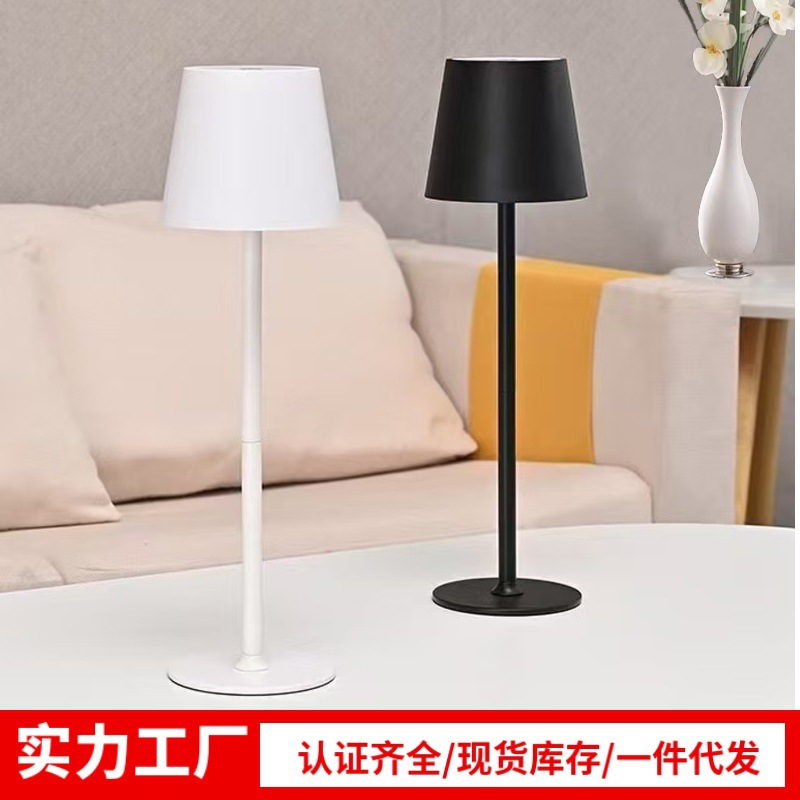 Nuevo hierro forjado lámpara de escritorio de pie alto dormitorio cabezal de cama toque creativo lámpara de noche moderna simple sala de estar lámpara de escritorio de carga pequeña image 1