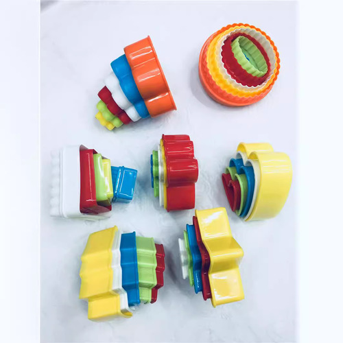 Baking mold 5-6 piece plastic cookie mold set, cake mousse circle, vegetable cutting, cookie plum blossom mold