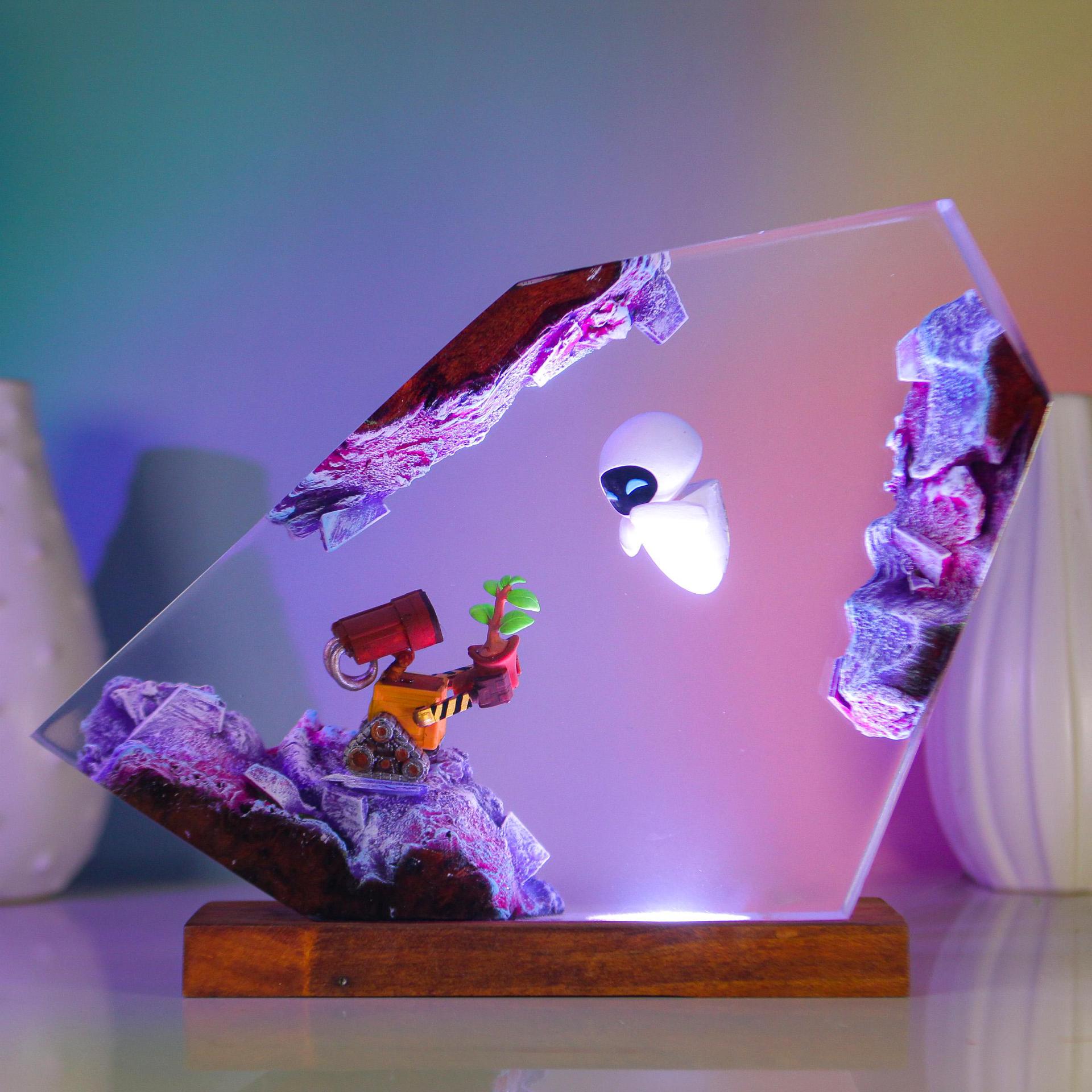 lámpara de noche epoxi hecha a mano lámpara de escritorio de resina epoxi PS5 pequeño robot viento bohemio perilla de regalo