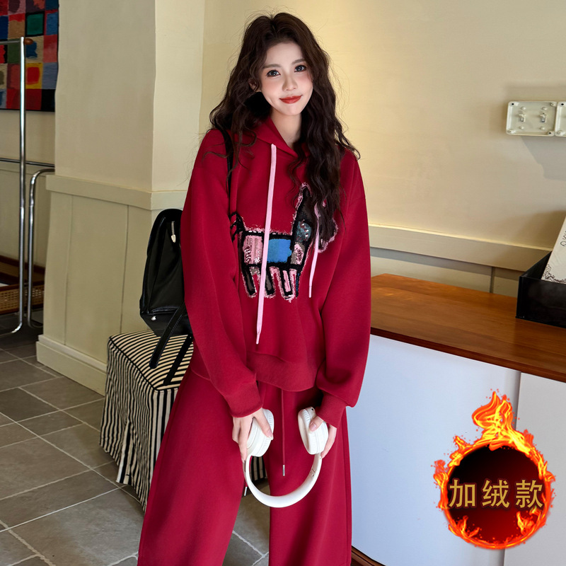 Korean Style Casual Sports Suit for Women 2026 New Autumn and Winter Fleece-Lined Thickened Lazy Style Sweatshirt and Wide-Leg Pants Two-Piece Set