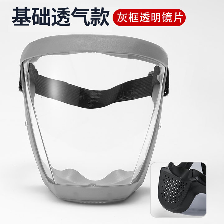 Прозрачные линзы в прозрачной коробке