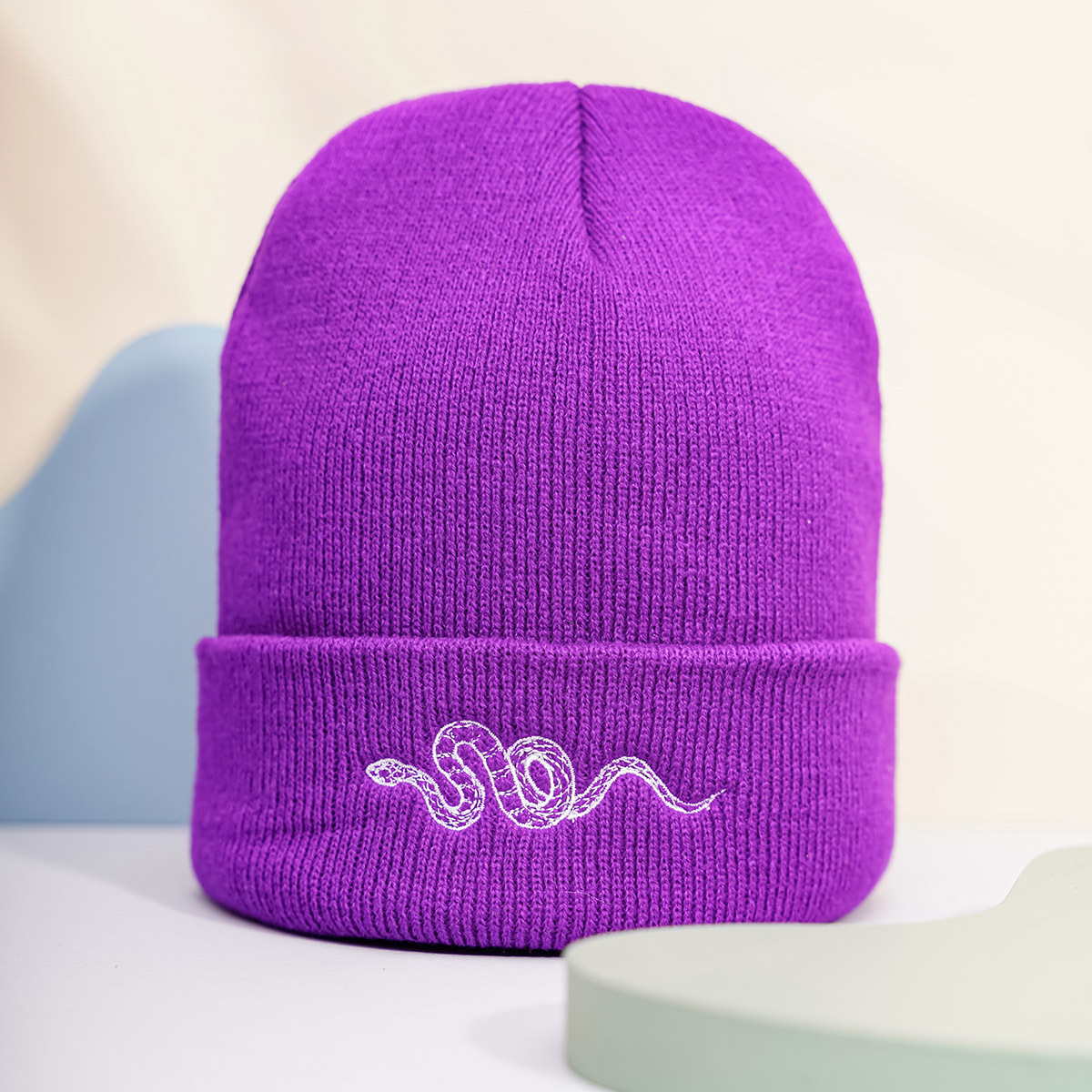 Unisex Basic Snake Embroidery Eaveless Wool Cap display picture 5
