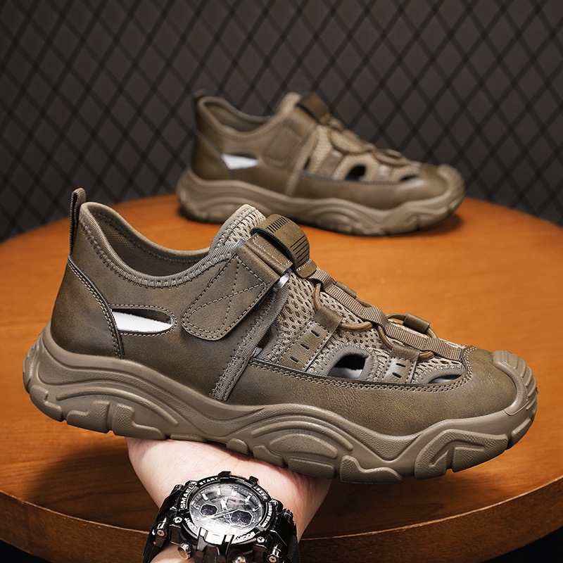 Zapatos de hombre Baotou verano 2025 nuevos zapatos deportivos al aire libre huecos y transpirables para hombres sandalias de vadeo casuales para hombres