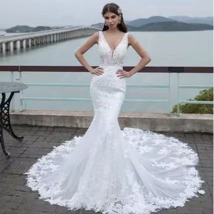 European and American Foreign trade hot sexy dress long dress lace backless deep V sleeveless trailing evening dress for women European and American Foreign trade hot sexy dress long dress lace backless deep V sleeveless trailing evening dress for women