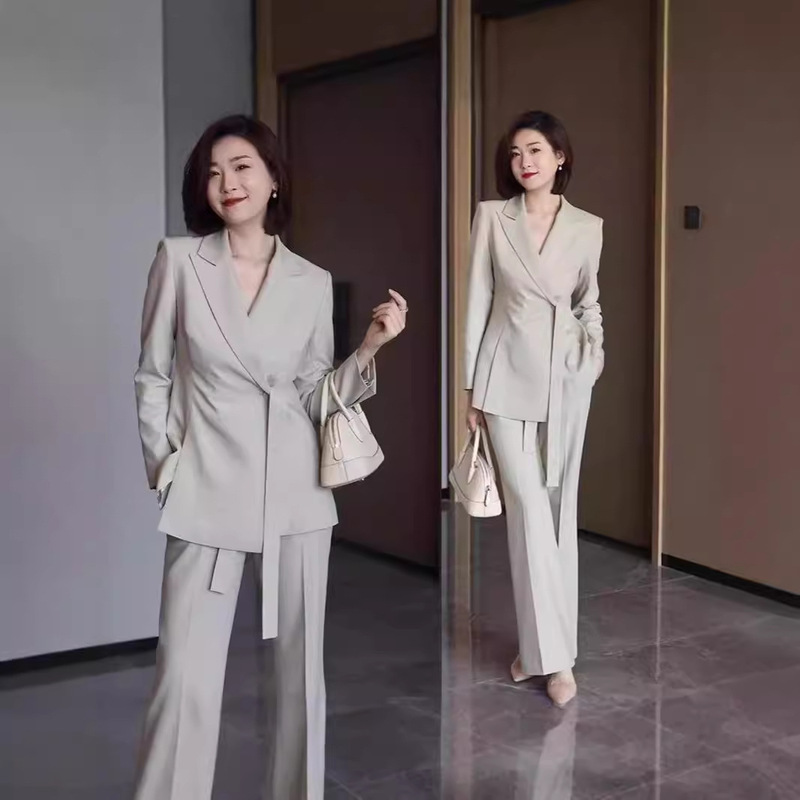 Spring and Autumn light green Suit suit Women's Professional Dress Salt High-grade Slight-up Pants Small Suit Jacket Two-piece Set