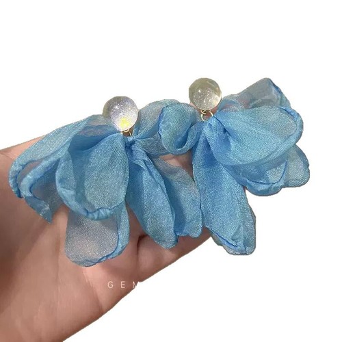 海边超仙氛围感花朵蝴蝶耳钉小众设计高级耳环温柔气质度假风耳饰